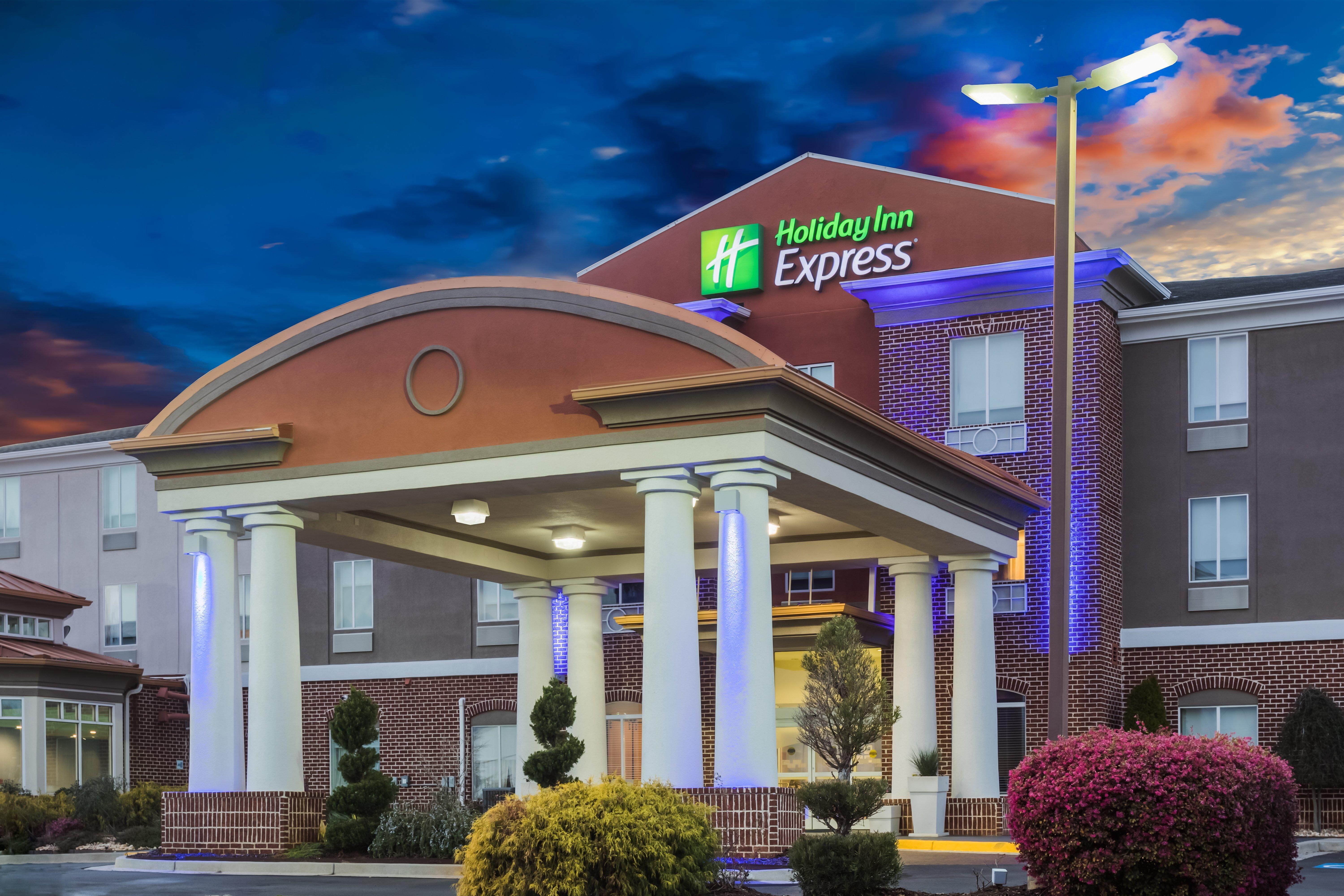 Holiday Inn Express Hotel y Suites Bremen Exterior foto